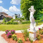 Le Moulin Du Landion Et Hotel 3*