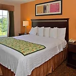 Hotel Le Moulin Du Landion Et 3*