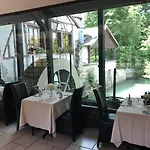 Le Moulin Du Landion Et מלון