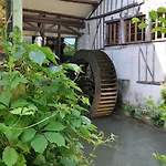 Le Moulin Du Landion Et 3* דולאנקור