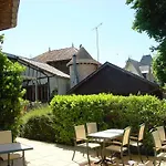 Le Moulin Du Landion Et 3* דולאנקור