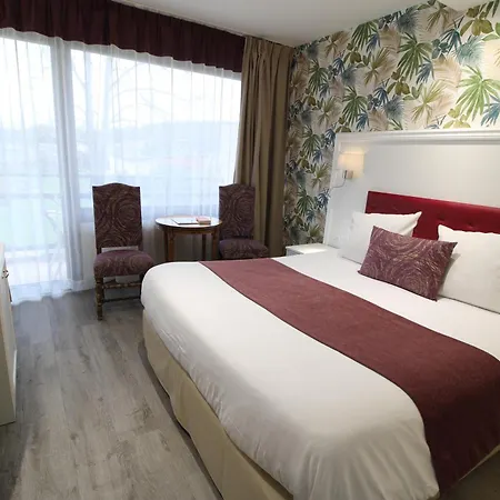 Le Moulin Du Landion Et ホテル 3*