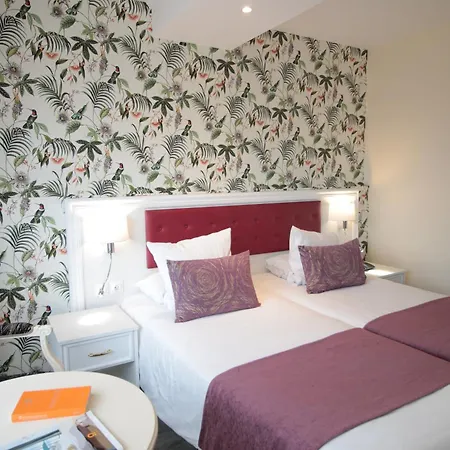 Hotel Le Moulin Du Landion Et 3*