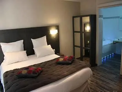 Le Moulin Du Landion Et ホテル 3*