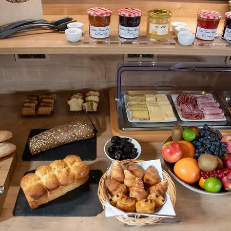 Le Moulin Du Landion Et ホテル