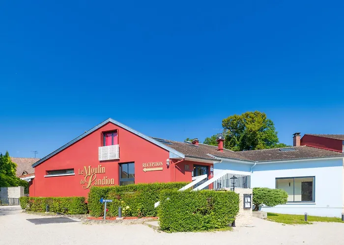 Le Moulin Du Landion Et Hotel Dolancourt
