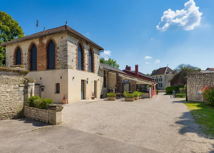 Hotell Le Moulin Du Landion Et