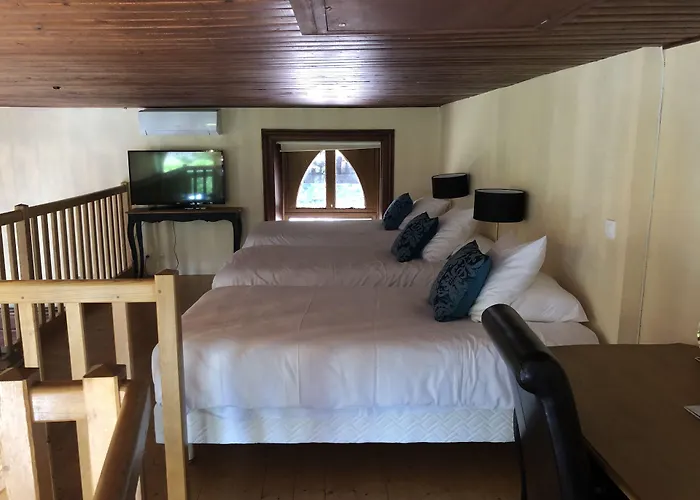 Hotell Le Moulin Du Landion Et Dolancourt