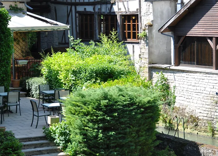 Le Moulin Du Landion Et Dolancourt