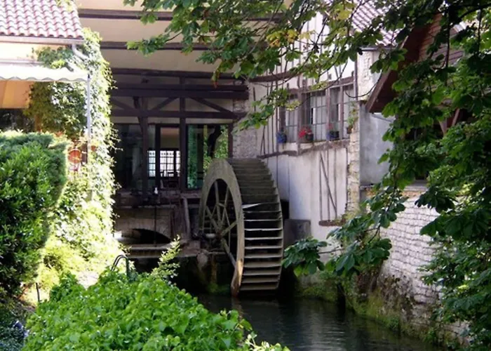 Le Moulin Du Landion Et Dolancourt