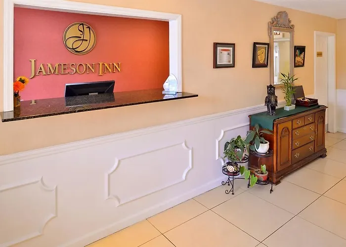 Le Moulin Du Landion Et Hotel