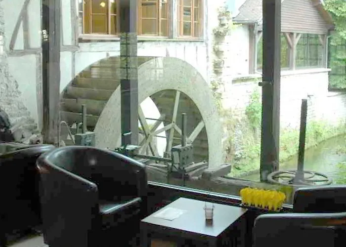 Hotel Le Moulin Du Landion Et 3*