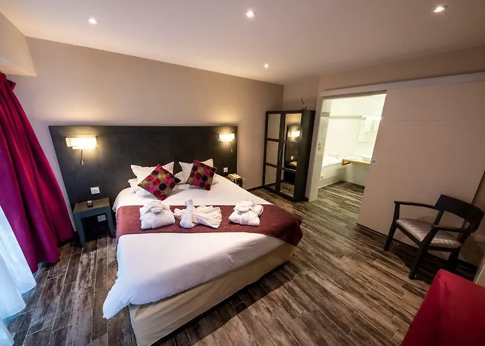 Hotel Le Moulin Du Landion Et 3*